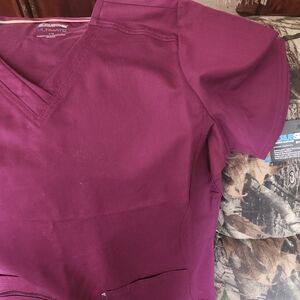 Women's scrub top NWT